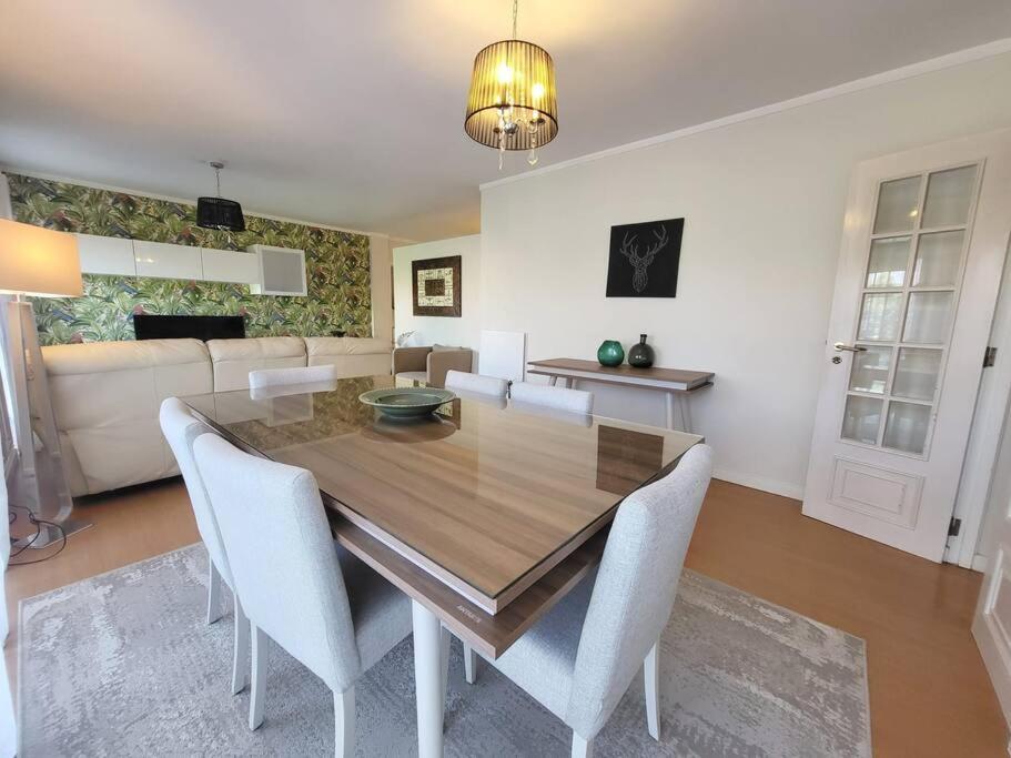 Appartement Family-friendly Flat 2br 2ba Metro Telheiras Lissabon